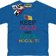 Keep Calm and Eat a Chocolate - świetna koszulka dziecięca - niebieski