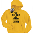 Keep calm and każdy jest królem swojej głupoty zabawna dziecięca bluza z kapturem - żółty